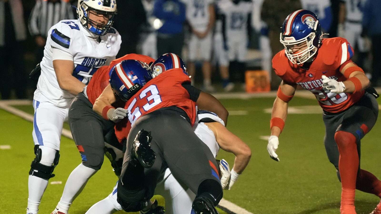 A top Notre Dame recruiting target just earned 5-star status, and he’s ...