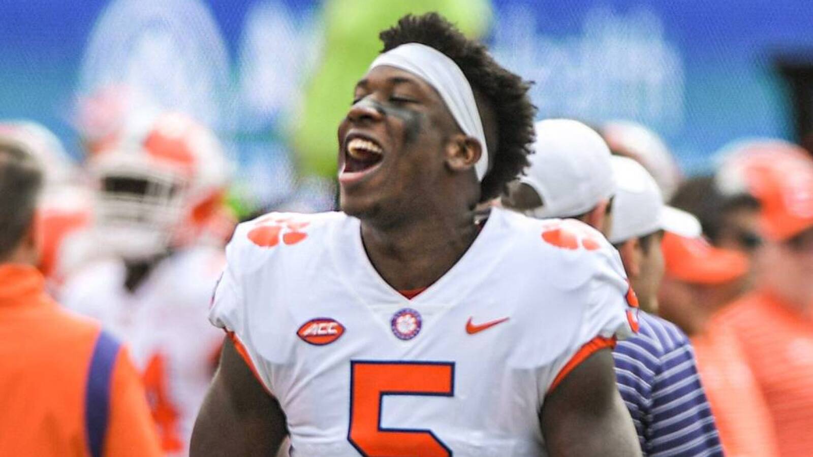 Commanders acquire pick from Bills, draft Clemson DL - Vimarsana News