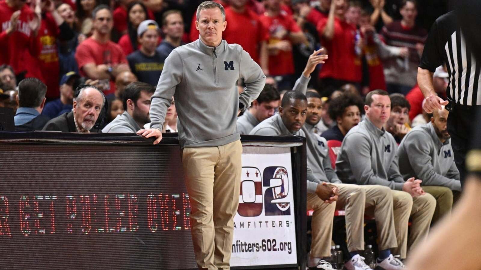 Michigan still eager for tree topper with La Salle on tap | Yardbarker