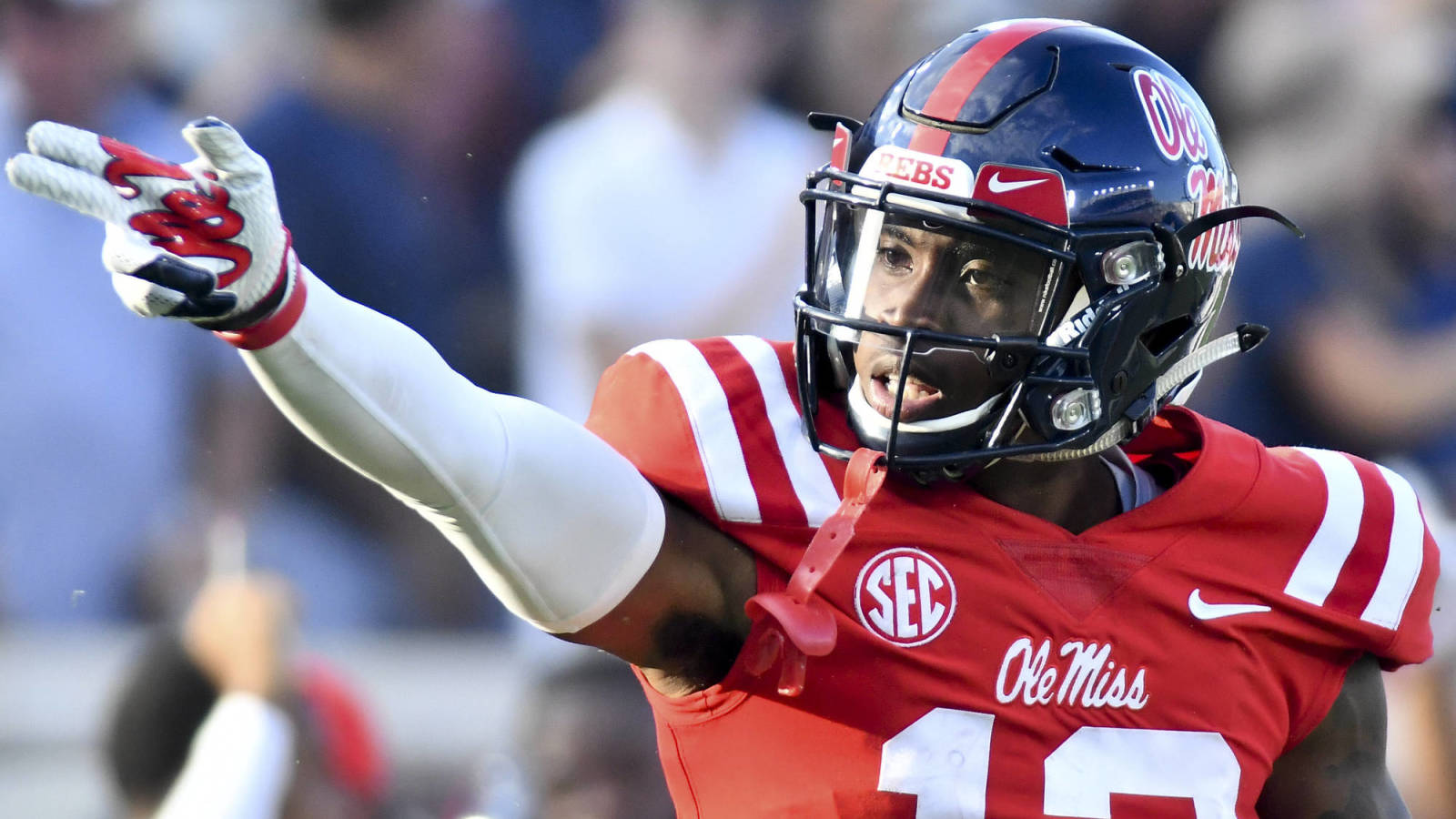 Ole Miss' Braylon Sanders makes potential catch of the yr towards Alabama