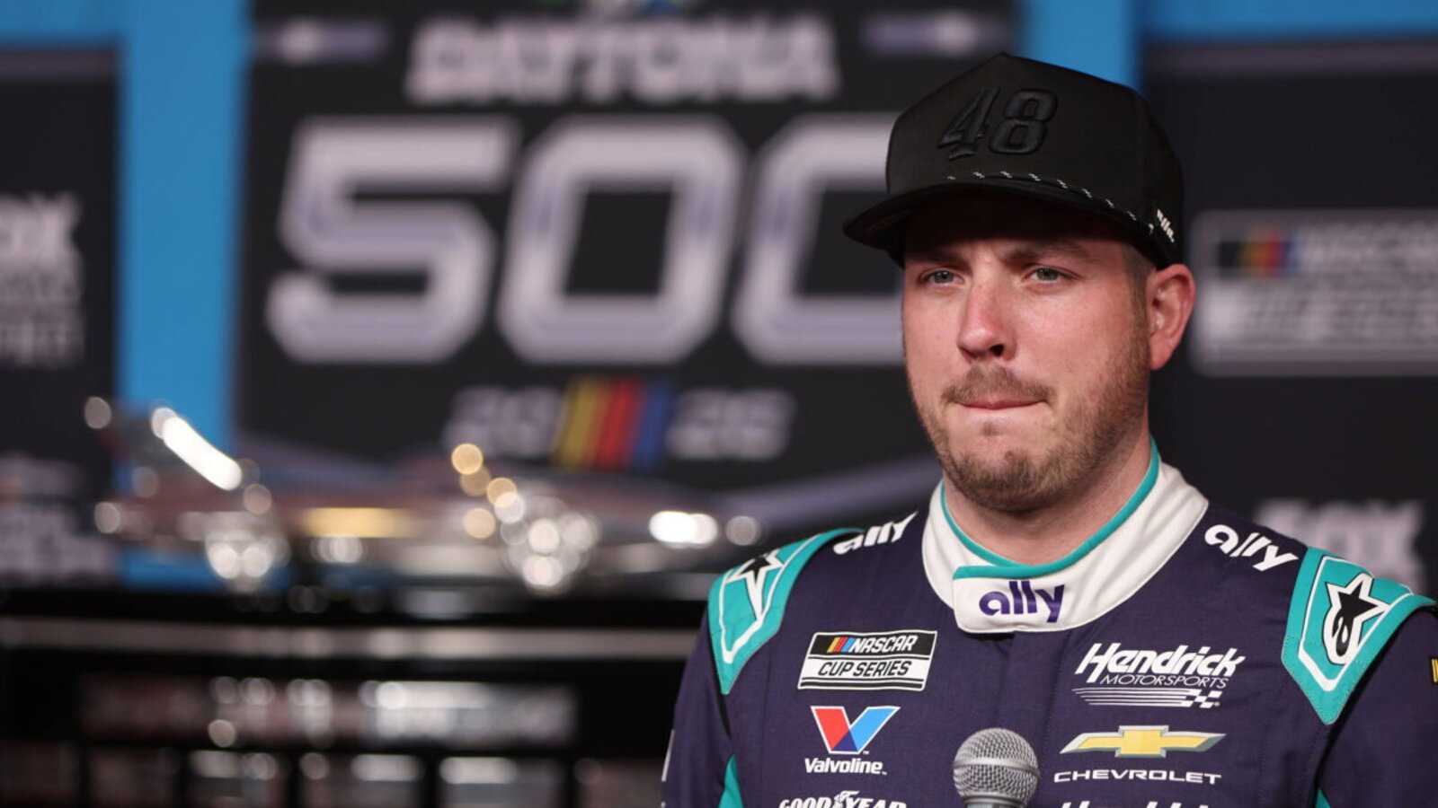 Alex Bowman Races Through Personal Loss to Finish Second in Illinois