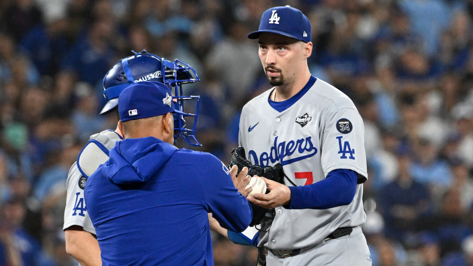 Brewers Defeat Dodgers 6-2, Highlighting Pitching Decisions in NLCS