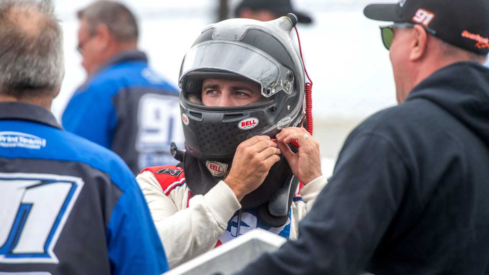 Ty Majeski wrecks into Frankie Muniz causing multi-truck incident at Bristol Ty Majeski wrecks into Frankie Muniz causing multi-truck incident at Bristol