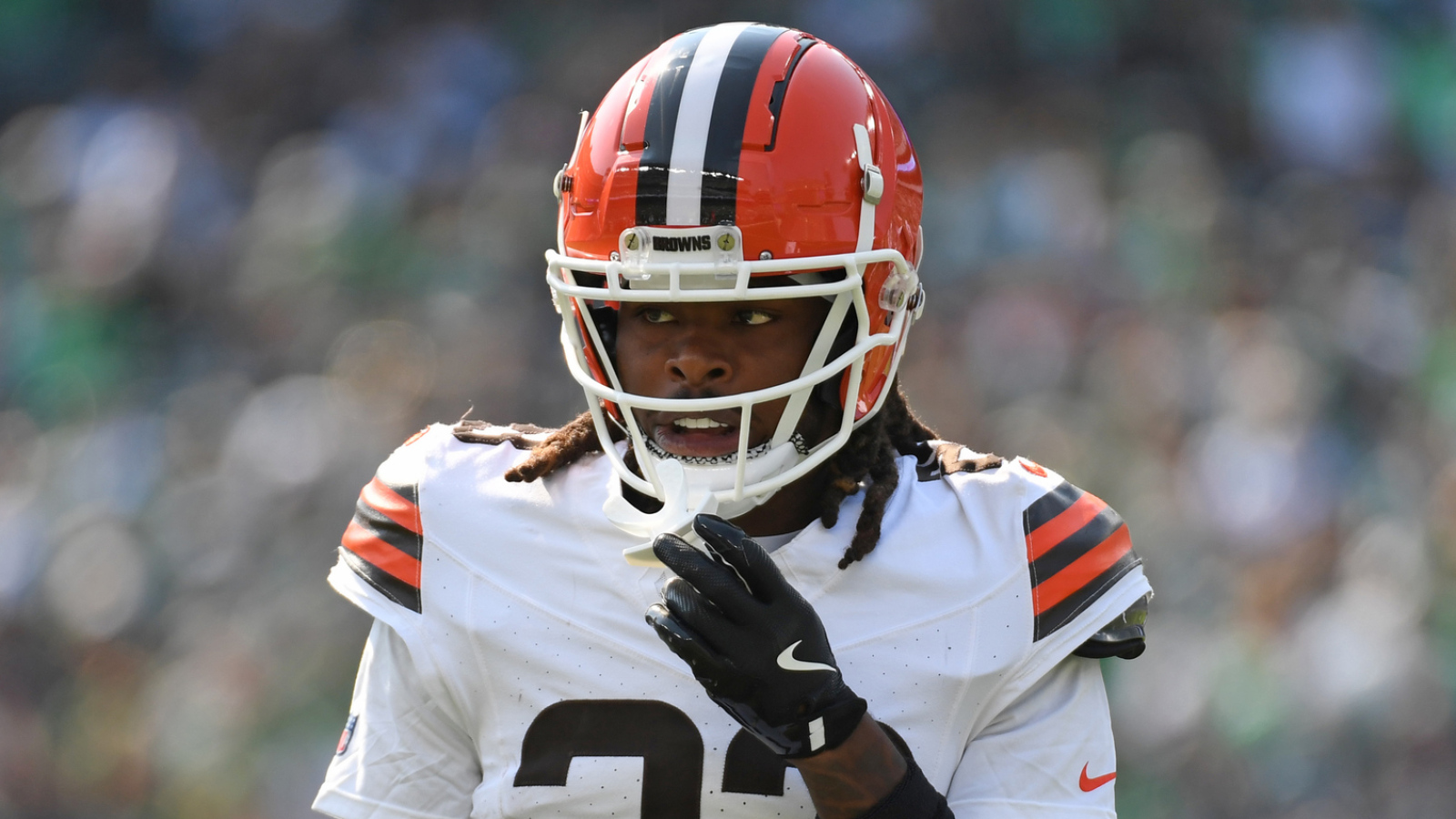 https://www.yardbarker.com/media/a/e/ae4aae24e2dfd2c4bd3f2017a18ab4d162d87a6e/thumb_16x9/browns-star-suffers-significant-injury-worst-time.jpg?v=1
