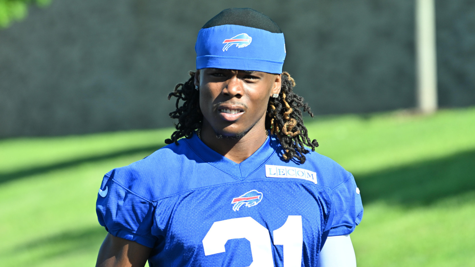 https://www.yardbarker.com/media/a/f/af01e060a46ba319d812cb232d82525493ff0b89/thumb_16x9/bills-highly-touted-rookie-might-end-on-injured.jpg?v=1
