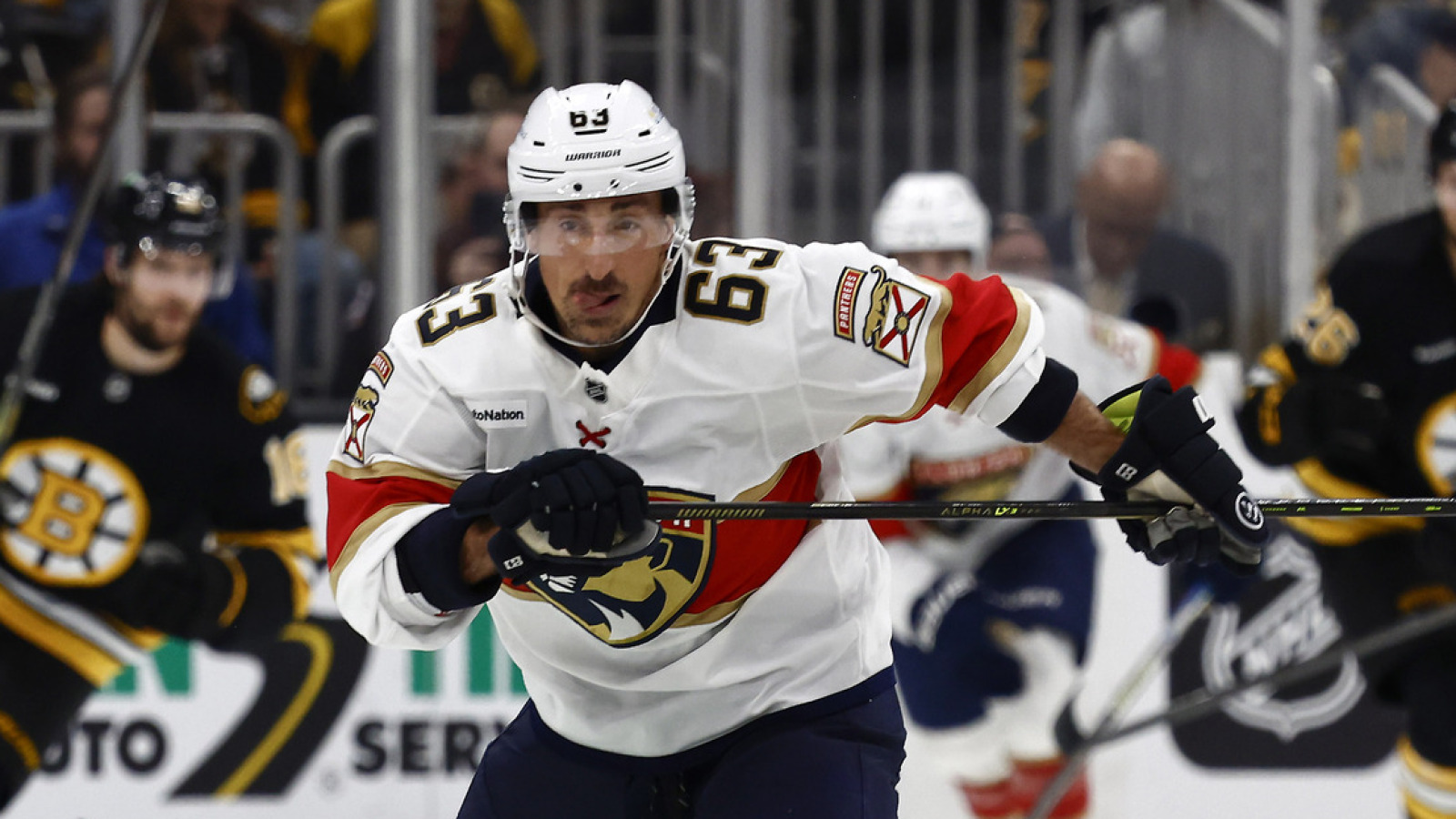 https://www.yardbarker.com/media/a/f/af26f4ec901a9ea912e2e126ff5c334a50d160ea/thumb_16x9/panthers-brad-marchand-makes-big-impact-return.jpg?v=1