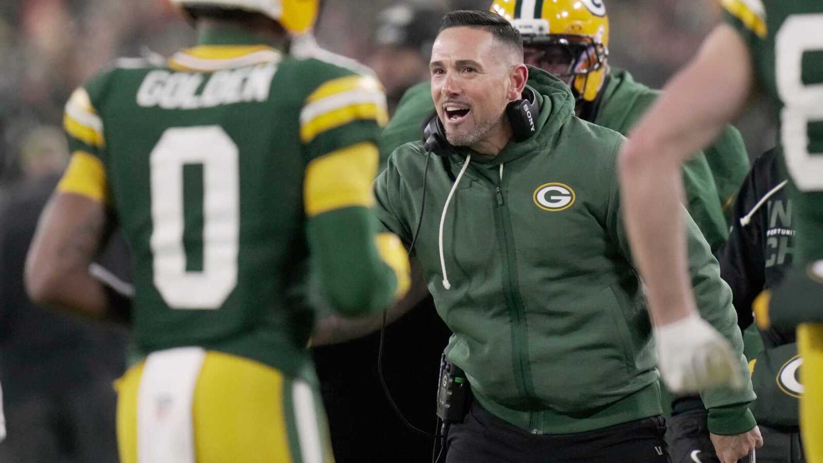 https://www.yardbarker.com/media/a/f/af58d734df40fa0066591304e266c3b632383edb/thumb_16x9/green-bay-packers-head-coach-matt-lafleur-shown.jpg?v=1