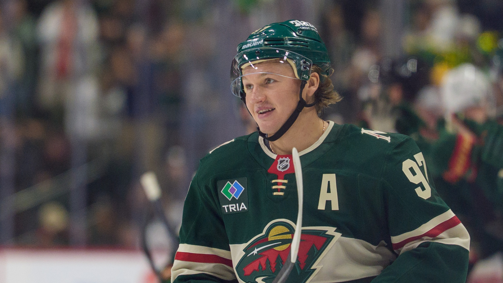 https://www.yardbarker.com/media/a/f/af7bbe782e53d625639e55b35811bbd44138ddbd/thumb_16x9/wilds-kaprizov-becomes-highest-paid-player-last.jpg?v=1