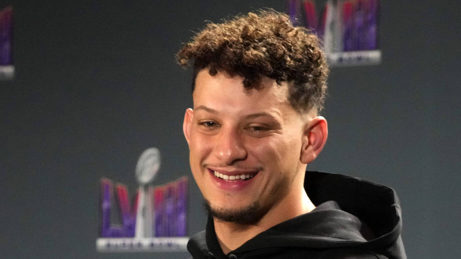 Mahomes gives Chiefs some much-needed salary cap flexibility