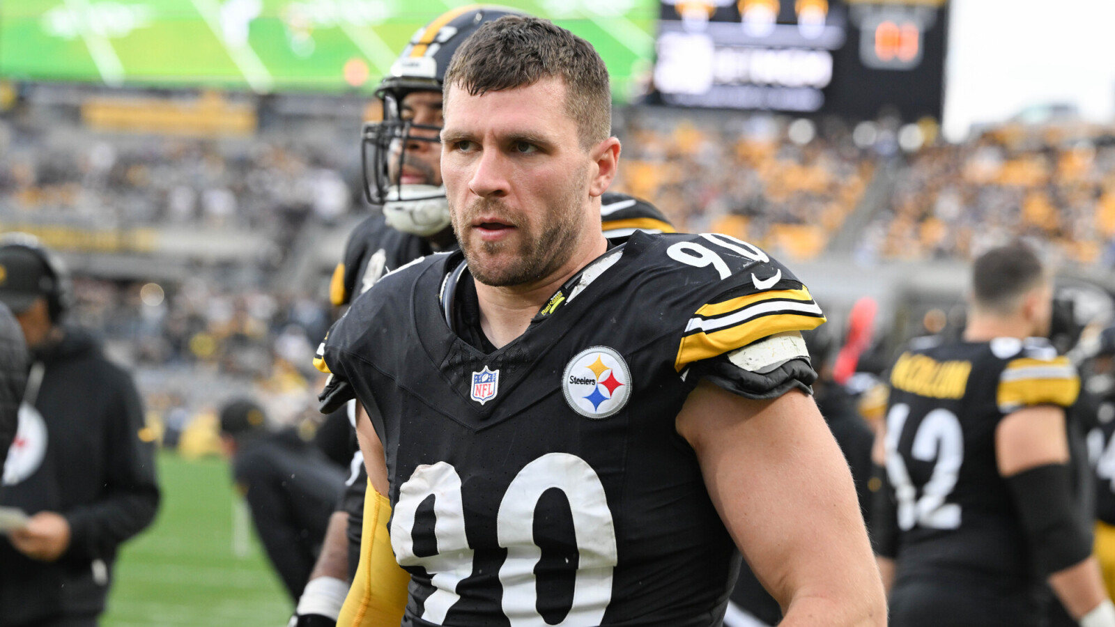 https://www.yardbarker.com/media/a/f/afeb13481556209ab1efeefa1d6f54be77a443c8/thumb_16x9/steelers-reportedly-lucky-watt-back-anytime-soon.jpg?v=1