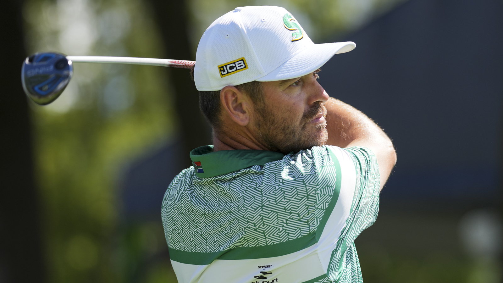 South African Minister Shares 42-Ticket Request Amid Growing LIV Golf Buzz