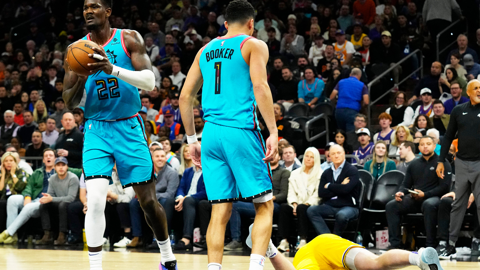 Austin Reaves Appreciates Patrick Beverley Having His Back & Would've Done Same For Him - Vimarsana News