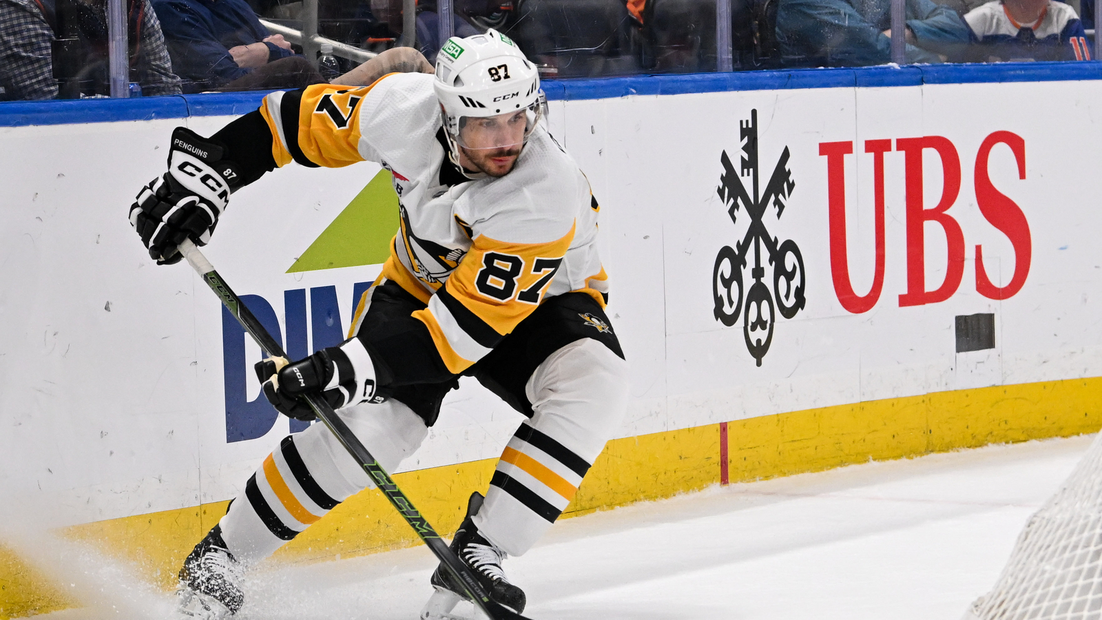 Extending Crosby’s contract could hurt the Penguins for a very long time