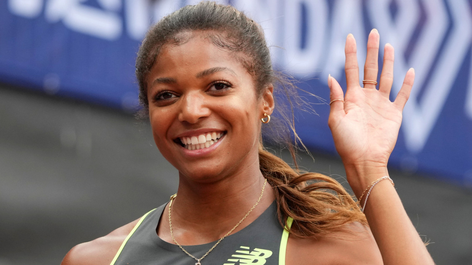 Watch USA dominates women