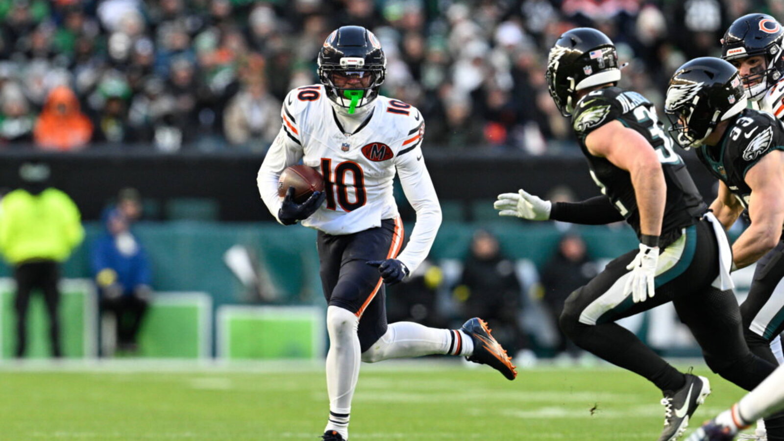 ‘He Quit Today’: Packers Star Rips Into Luther Burden for Trash Talk After Bears Failed to Make Green Bay Quit