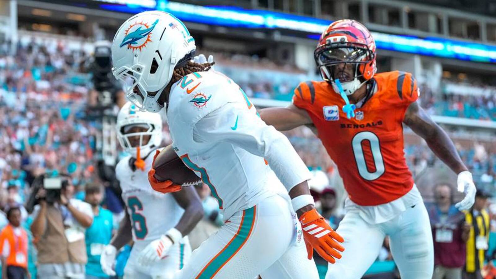 Dolphins Week 5 Report Card: Running Game Delivers, but Mistakes Keep Miami Winless