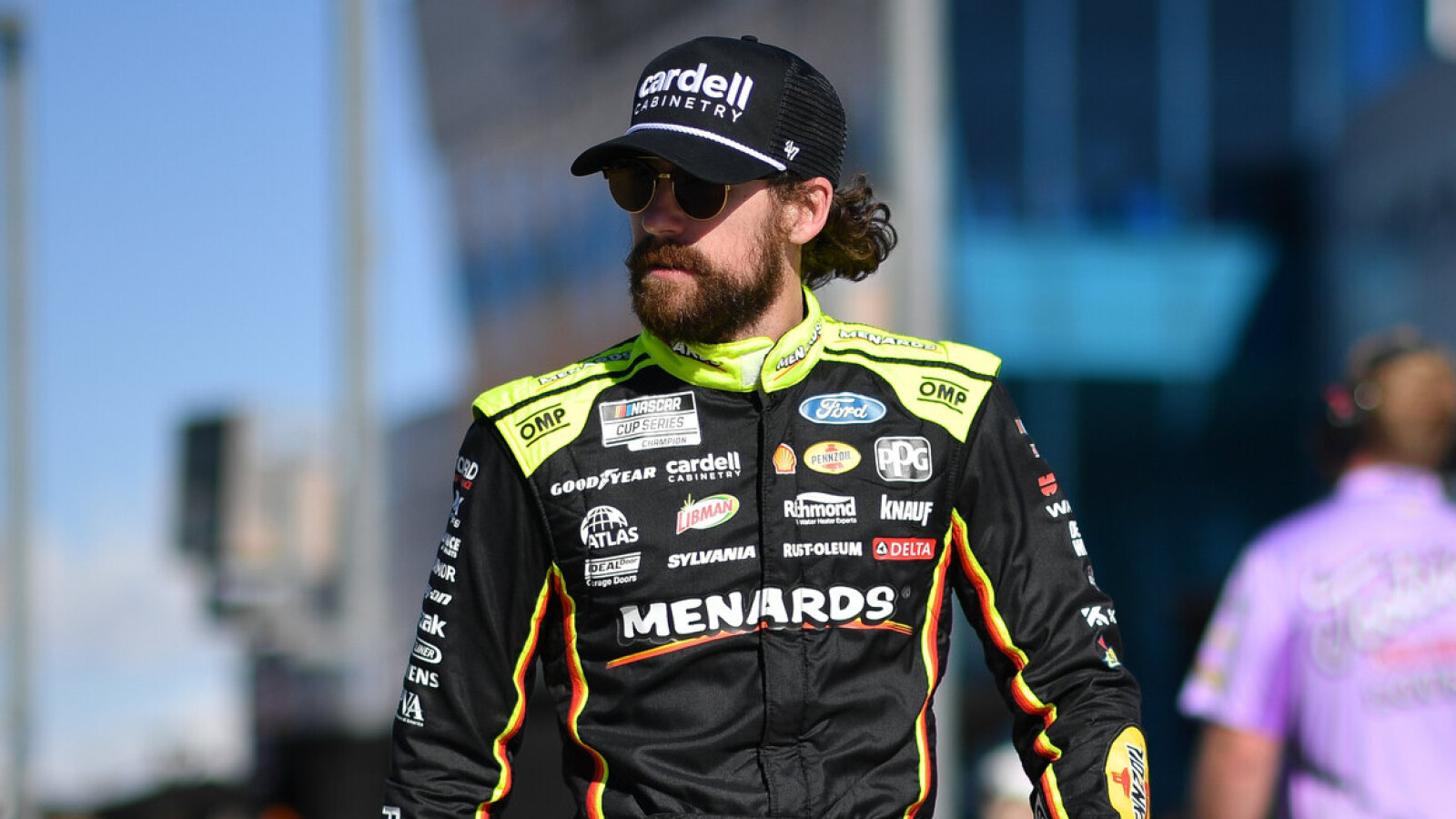 https://www.yardbarker.com/media/b/2/b219950df0a57ebecc7b1e35f46a88610d94225c/thumb_16x9/ryan-blaney-must-win-nascar-playoff-situation.jpg?v=1