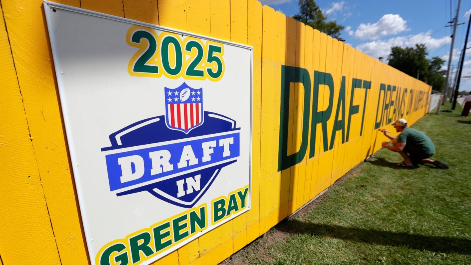 Cowboys Receive 4 Compensatory Picks for Huge Load in NFL 2025 Draft Yardbarker