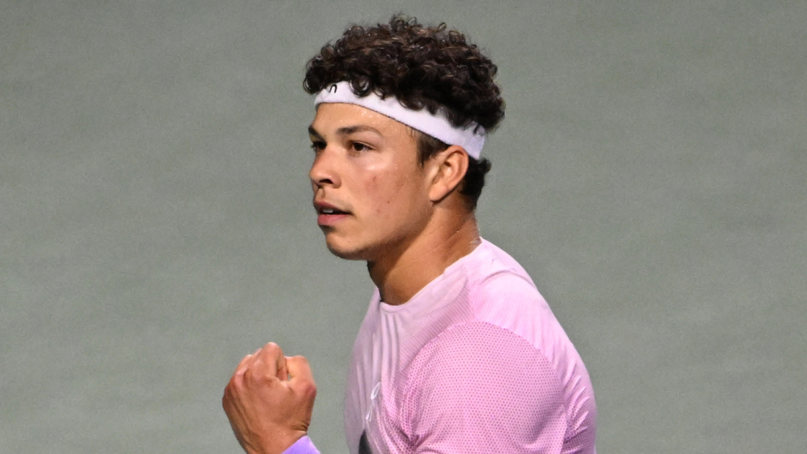 https://www.yardbarker.com/media/b/2/b277da2ae964c594472400e0292fb572d9fb6155/thumb_16x9/ben-shelton-taylor-fritz-history-ahead-open.jpg?v=1