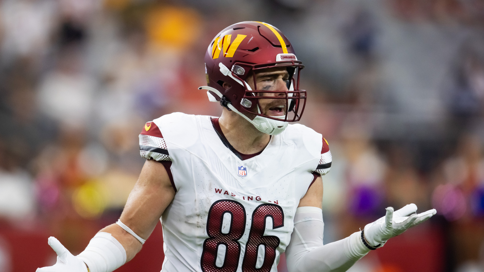 https://www.yardbarker.com/media/b/2/b2b8c45a778260f23547adbac1928e1f5997a0da/thumb_16x9/aging-zach-ertz-still-proving-his-value-commanders.jpg?v=1