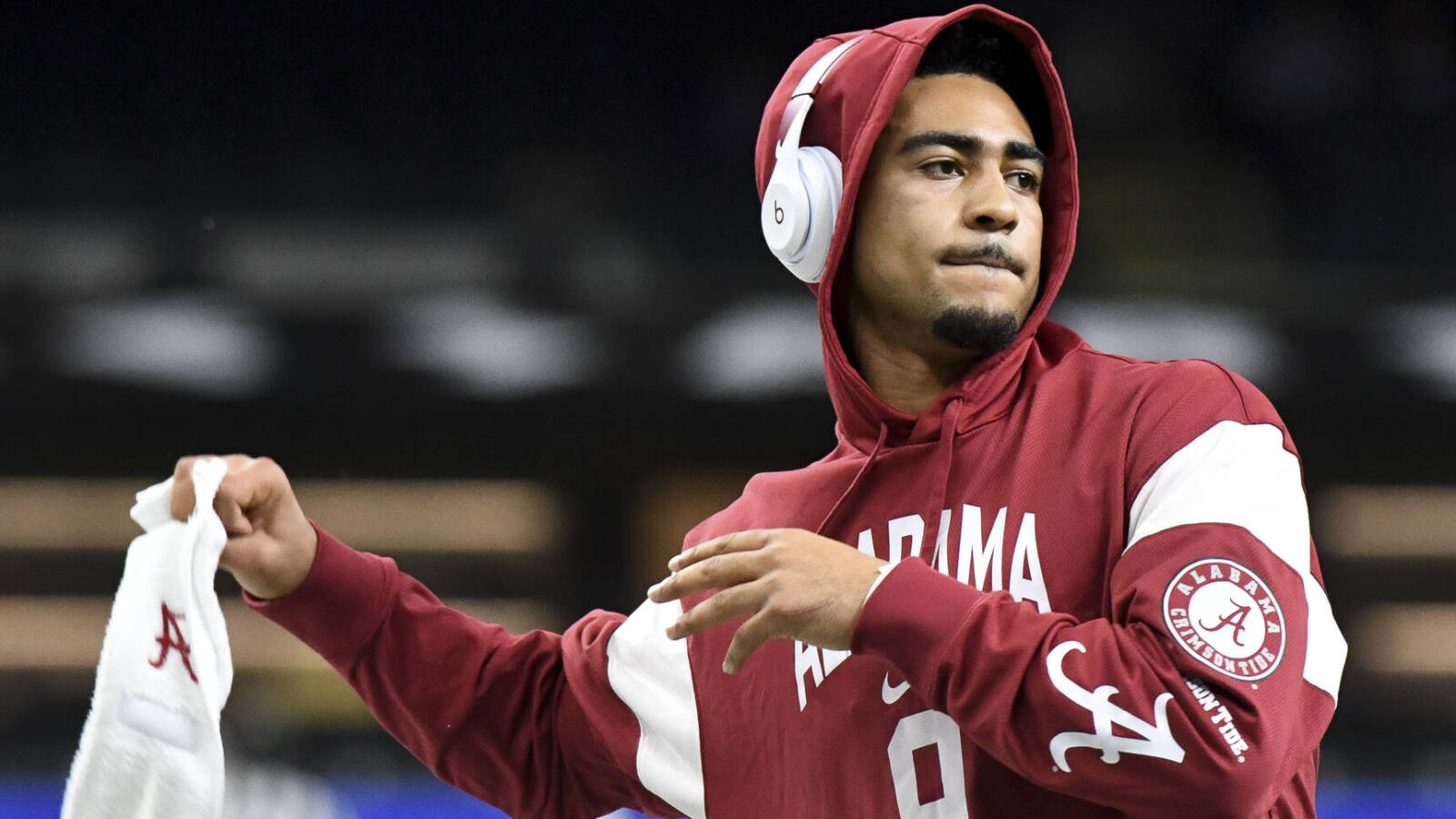 Analyst: Tua Tagovailoa sparks concerns about Bryce Young - Vimarsana News
