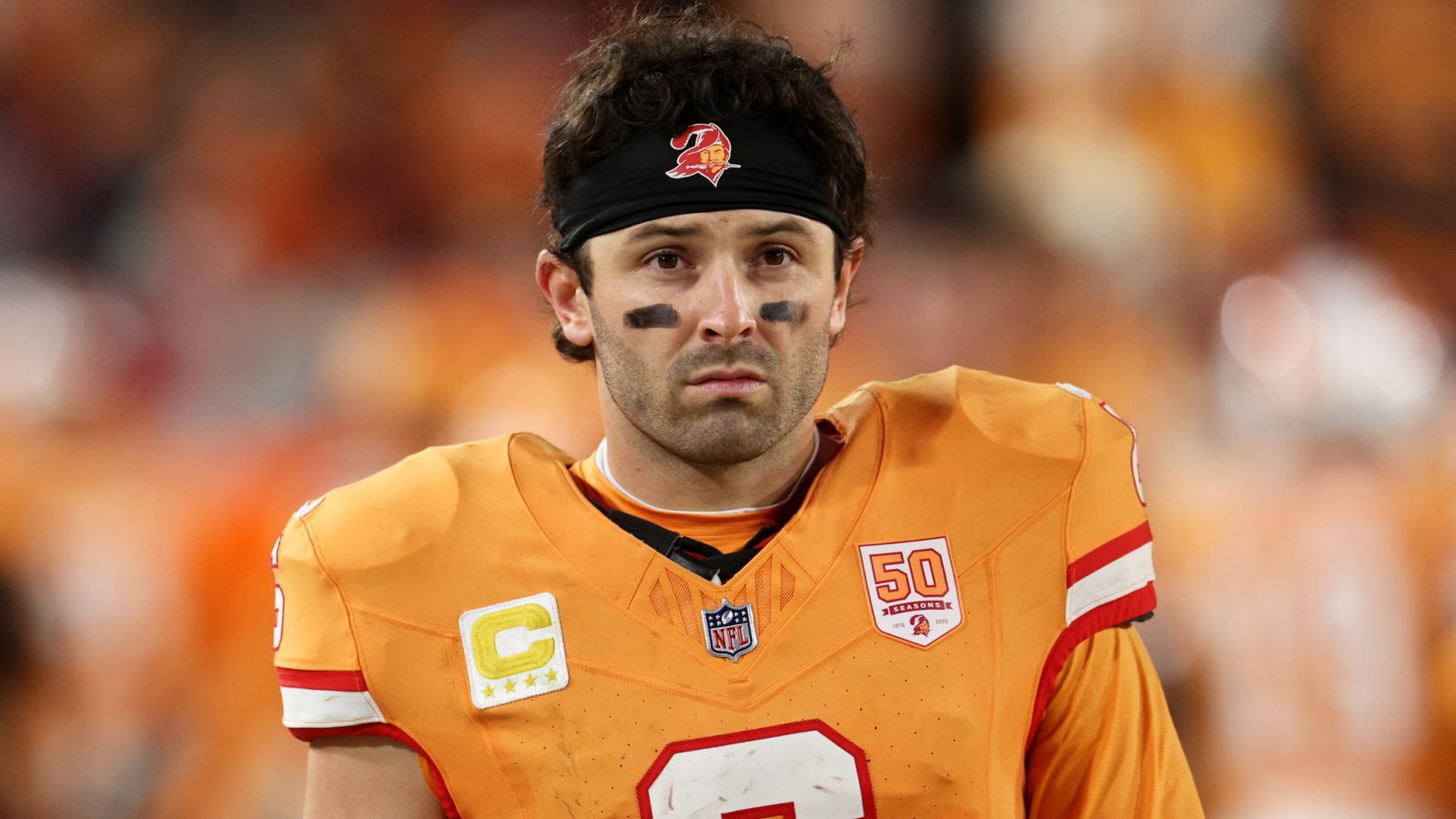 https://www.yardbarker.com/media/b/3/b32f93a9c09df8082f7913c850e80b24613e58bd/thumb_16x9/buccaneers-reportedly-huge-baker-mayfield-decision.jpg?v=1