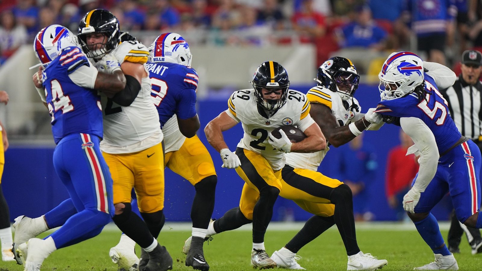 Steelers' Eli Heidenreich Is Stuck In An Awkward Offensive Identity ...
