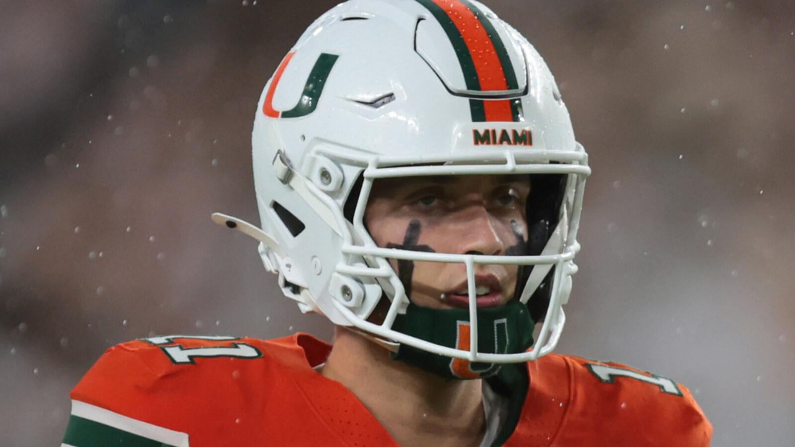 Carson Beck’s Heisman Trophy odds plummet after 4-interception ...