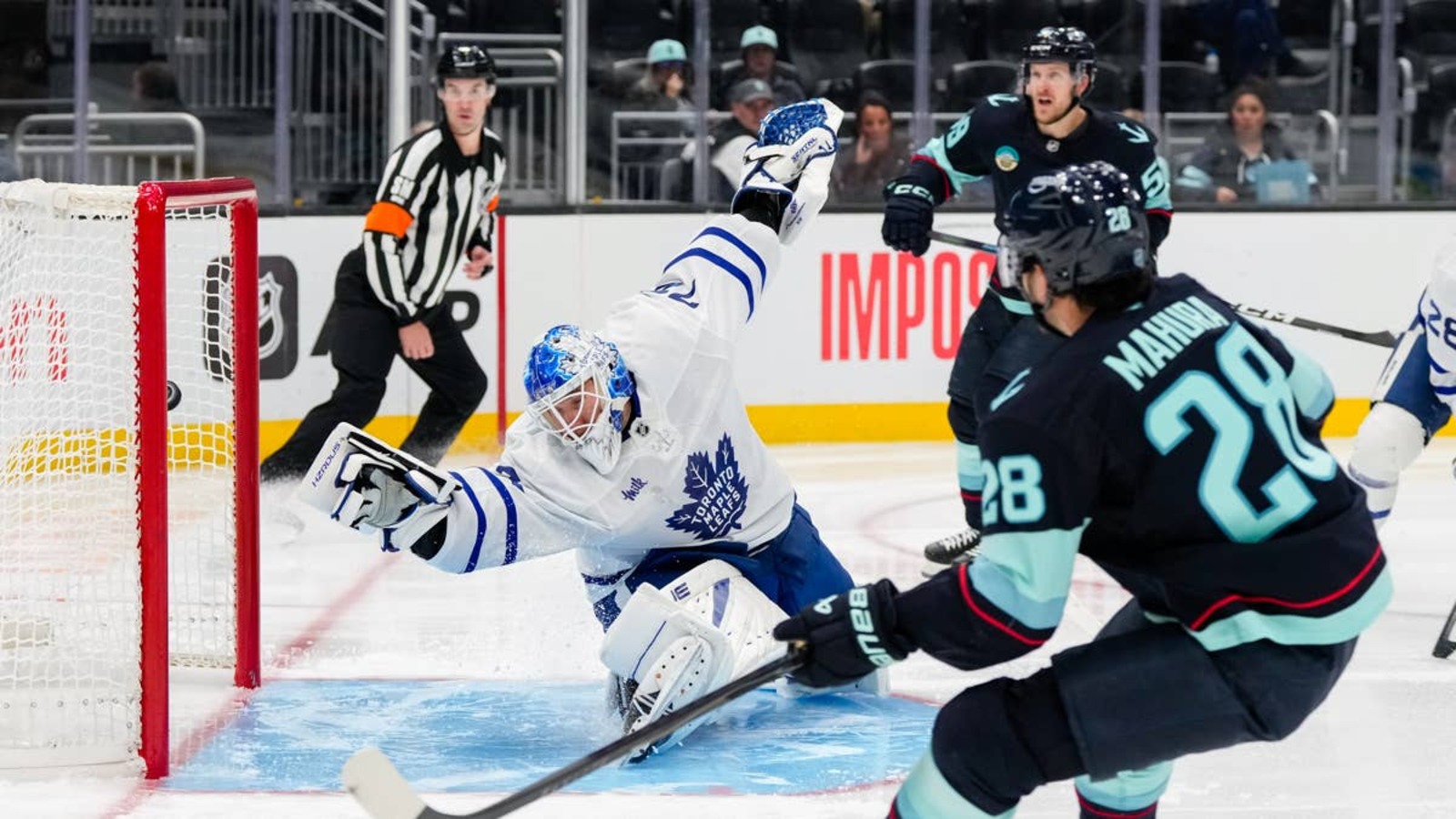Maple Leafs need to think about benching Sergei Bobrovsky