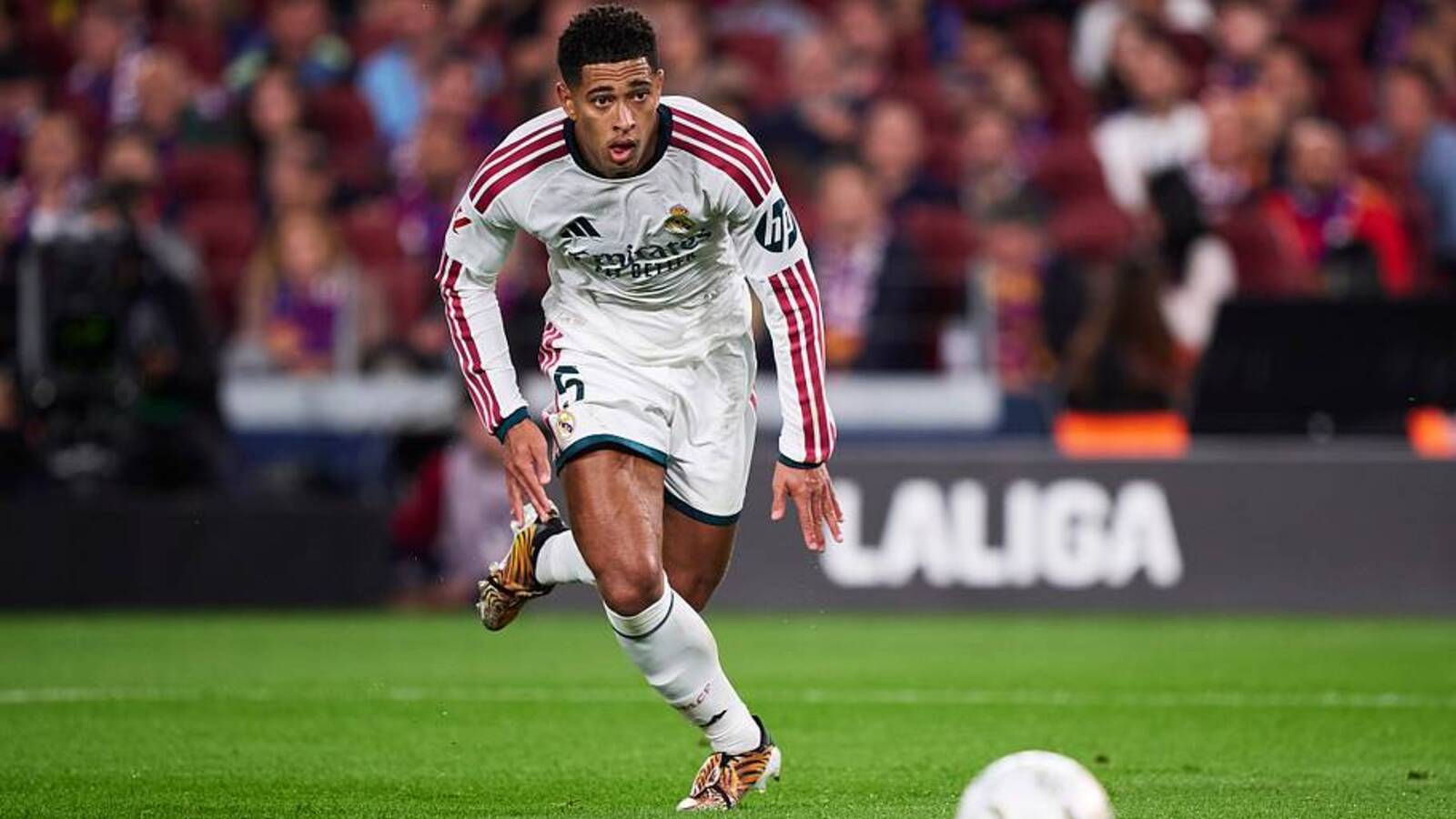 Jude Bellingham doesn't need goals to completely destroy Barcelona