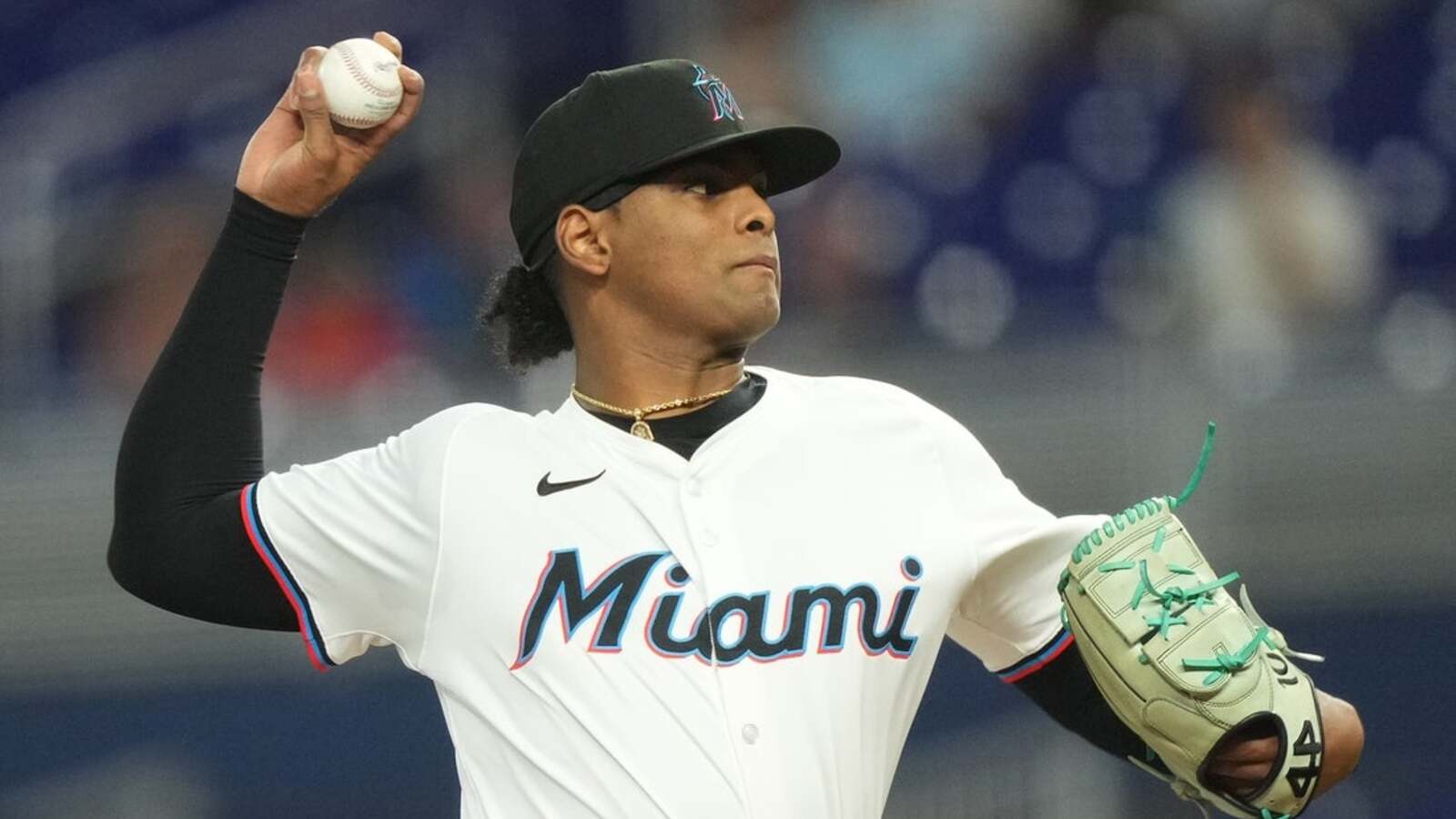 Edward Cabrera strikes out 10 as Marlins edge Braves | Yardbarker
