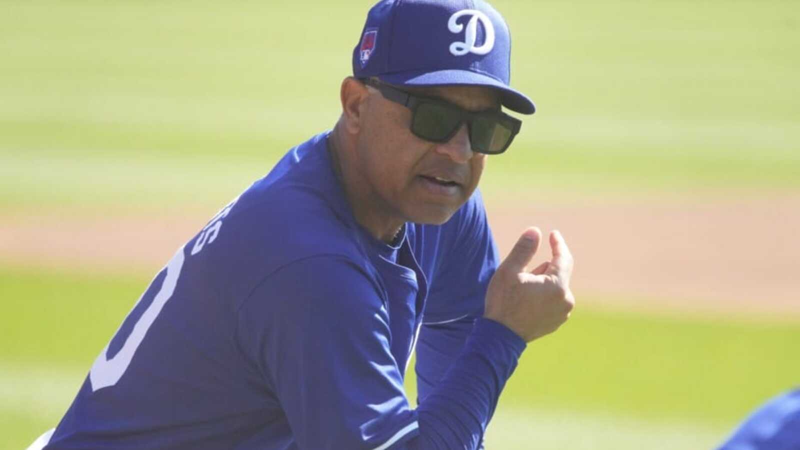 Dodgers Spring Training Video Dave Roberts Delivers First Message For