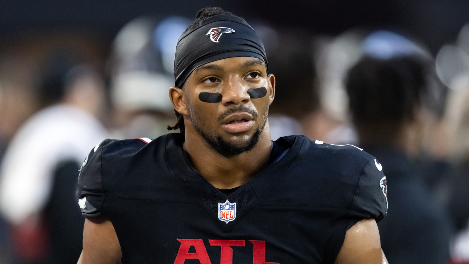 Bijan Robinson Signs Record Extension with Falcons
