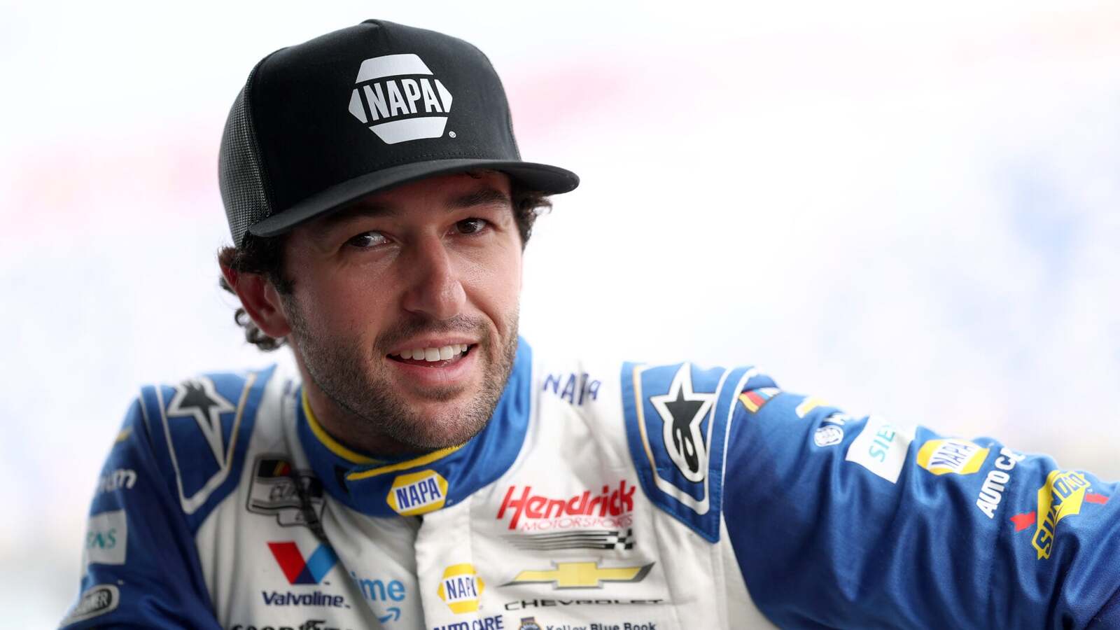 Chase Elliott Supports NASCAR's Return to Traditional Chase Format for 2026
