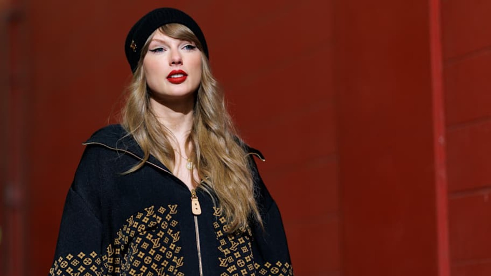 Taylor Swift may have pulled off her smartest Arrowhead entrance yet