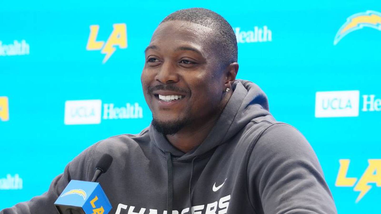 Chargers Roster Spotlights: Tony Jefferson, Everyone's Favorite 'Unc'