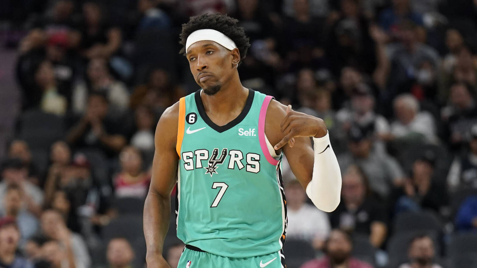 Spurs, Hornets expected to be among top deadline sellers - Vimarsana News