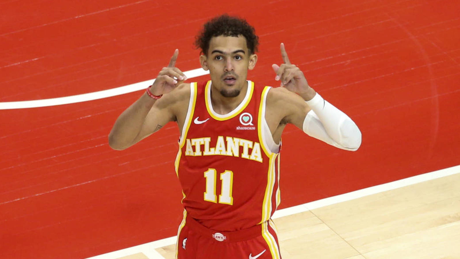 Hawks' Trae Young sinks Knicks with Game 1-winning floater 