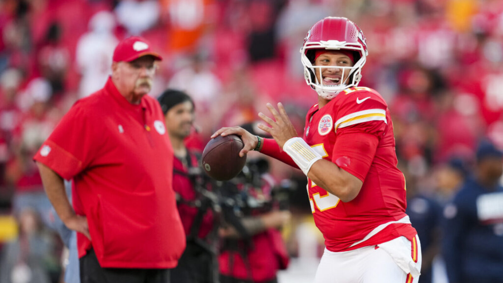 Kansas City Chiefs Zeroing in on WR Addition Before Week 6