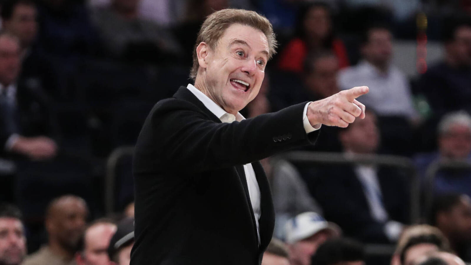 Rick Pitino tears into team, downward spiral continues