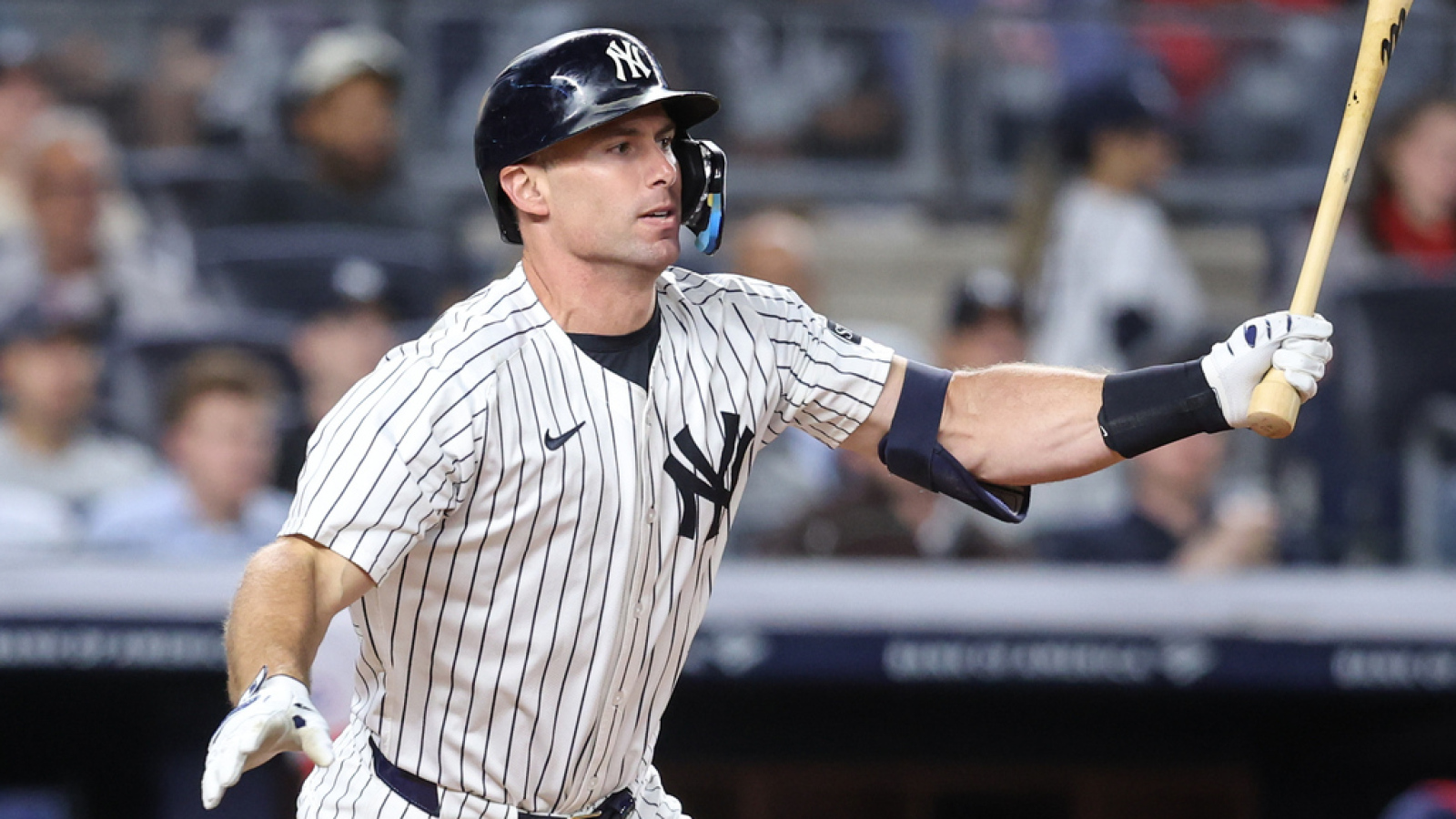 https://www.yardbarker.com/media/b/5/b5034a064abb1a3b550a385ac57f31e6478be92e/thumb_16x9/yankees-need-avoid-benching-former-mvp-against.jpg?v=1