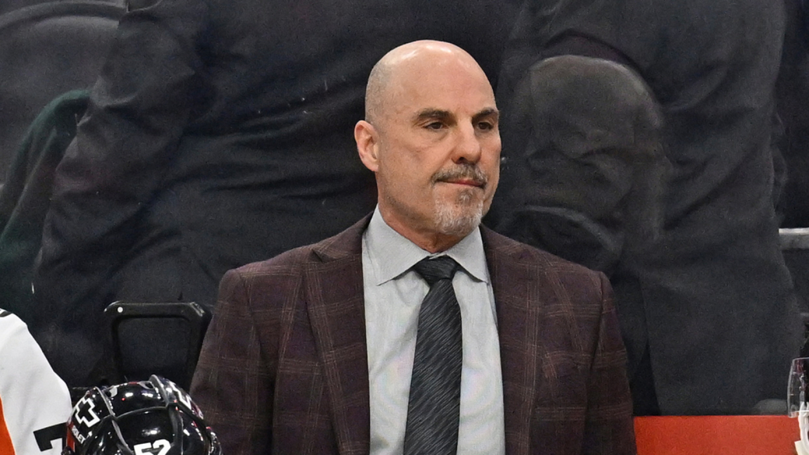 https://www.yardbarker.com/media/b/5/b5613ed76877064796485bfa8d09743f966cf49a/thumb_16x9/flyers-one-loss-away-joining-infamous-club.jpg?v=1