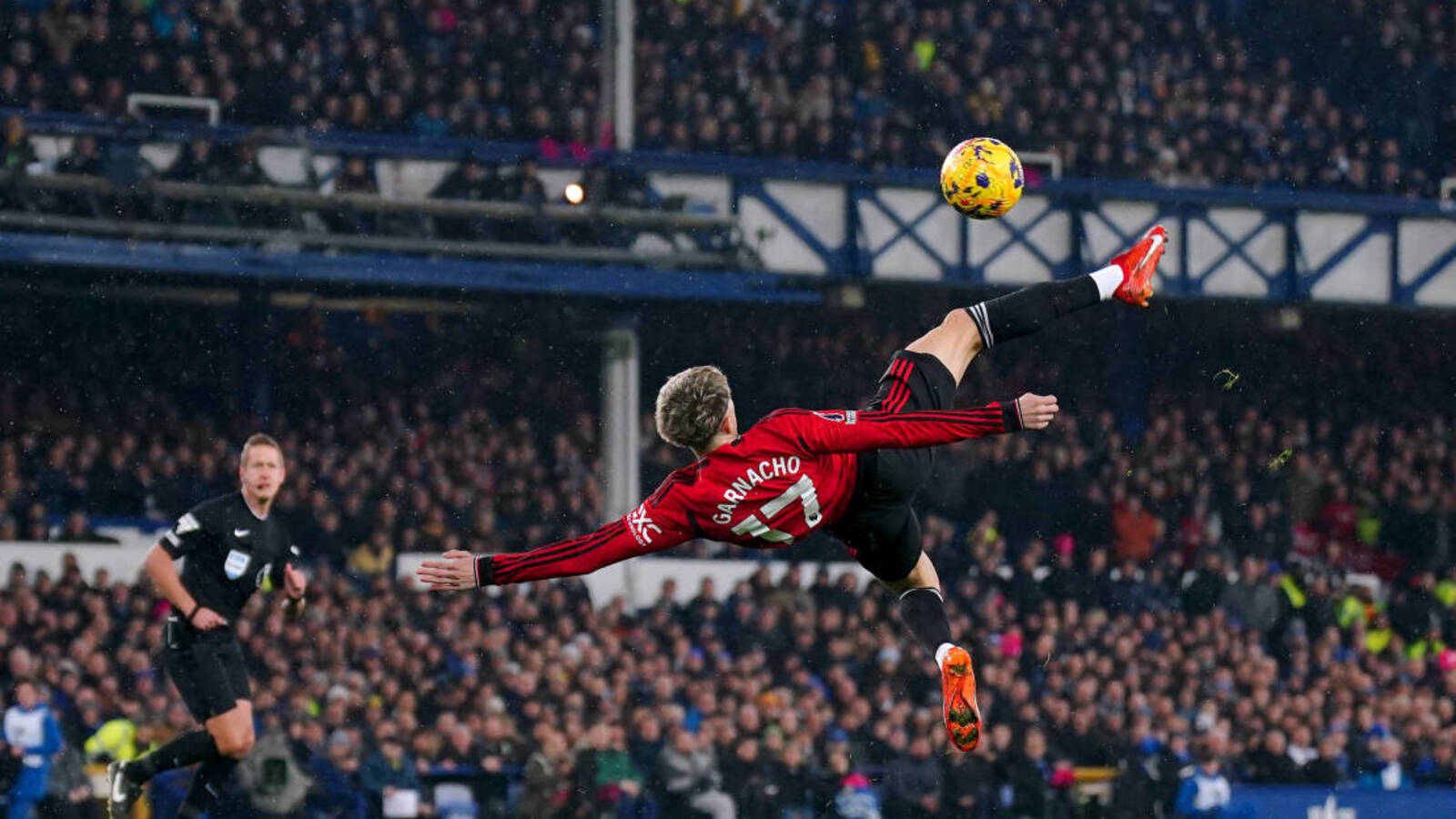 IMAGO/PA Images/Peter Byrne Stunning Alejandro Garnacho Overhead-Kick Golazo Helps Manchester United Win At Everton Originally posted on FanNation Futbol By Robert Summerscales | Last updated 11/26/23