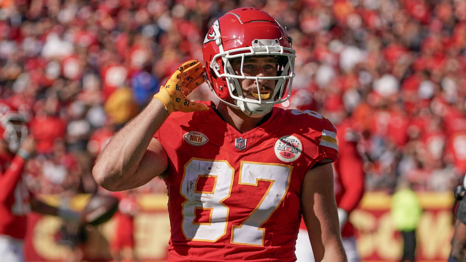 Travis Kelce echoes star teammate on kicker controversy