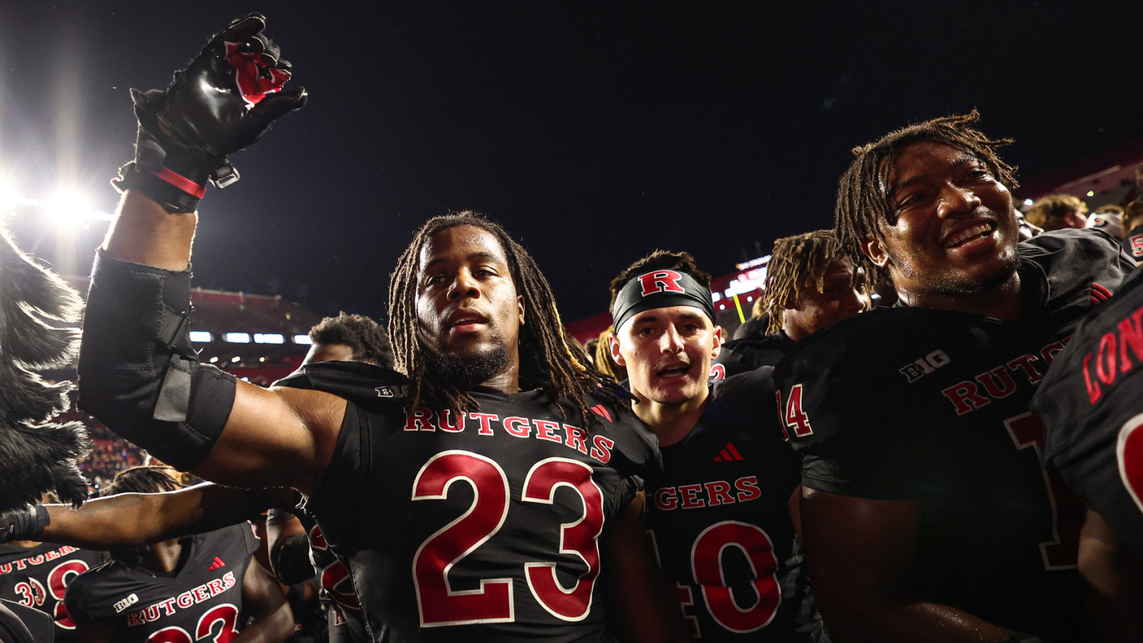 Watch Rutgers escapes as Washington misses lastsecond gametying FG