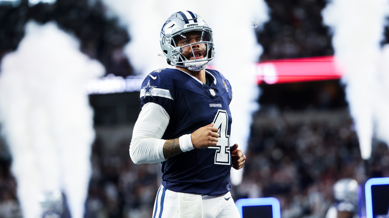 Reading the room Cowboys playing 'Survivor QB' in 2024 Yardbarker