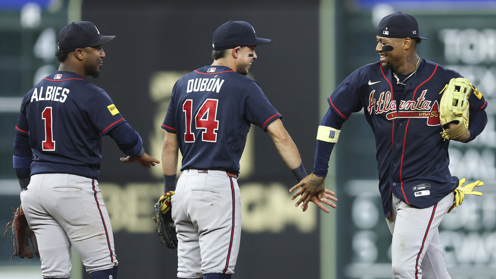 https://www.yardbarker.com/media/b/5/b59ff985d2983bfeb031ba6835f8979b4319f57b/thumb_16x9/braves-nl-east-reign-continues-seventh-title-nine.jpg?v=1