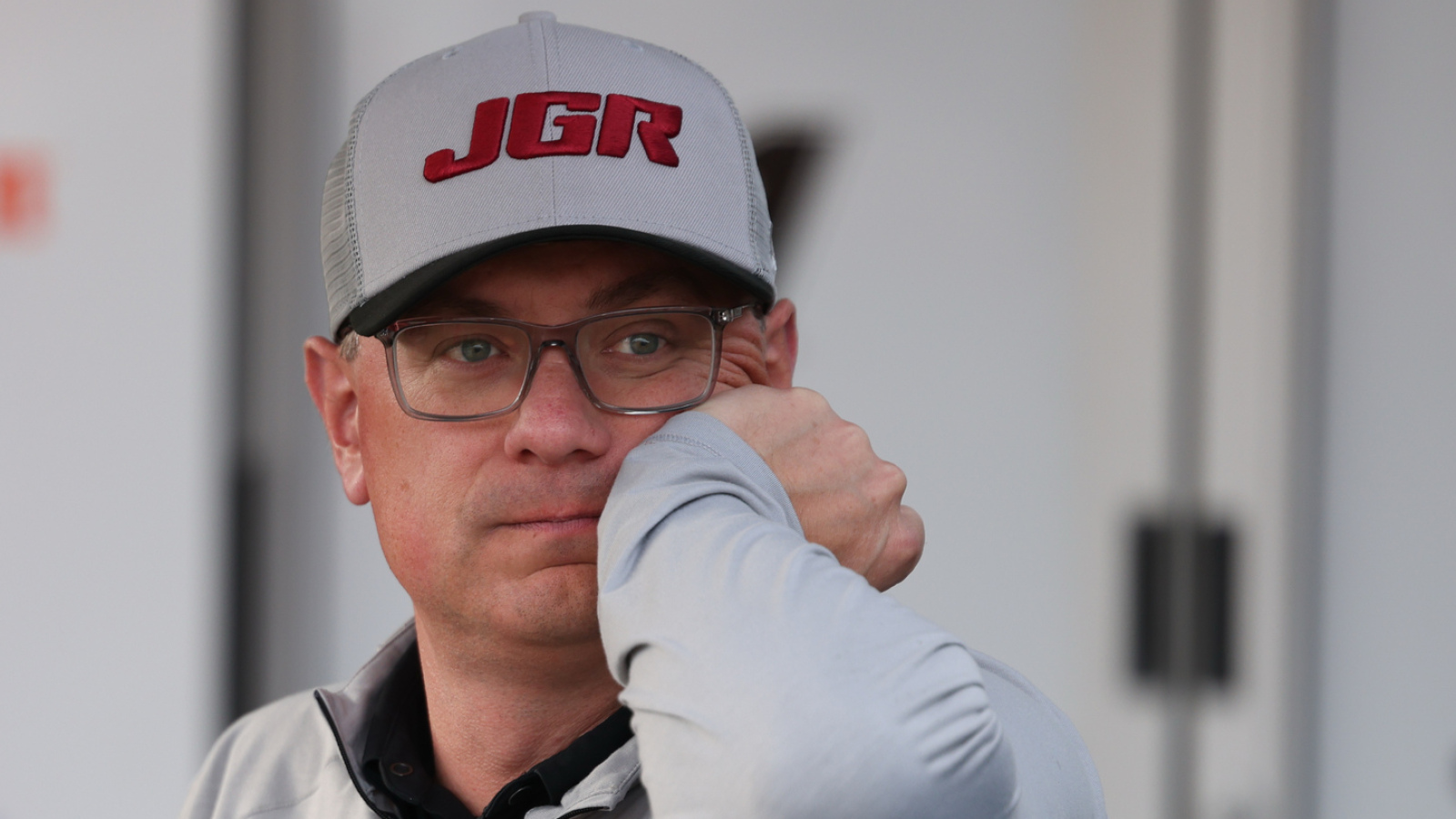https://www.yardbarker.com/media/b/6/b64c383cb7822445e0385a83e191f56b10a3c6df/thumb_16x9/spire-motorsports-officially-hires-chris-gabehart.jpg?v=1
