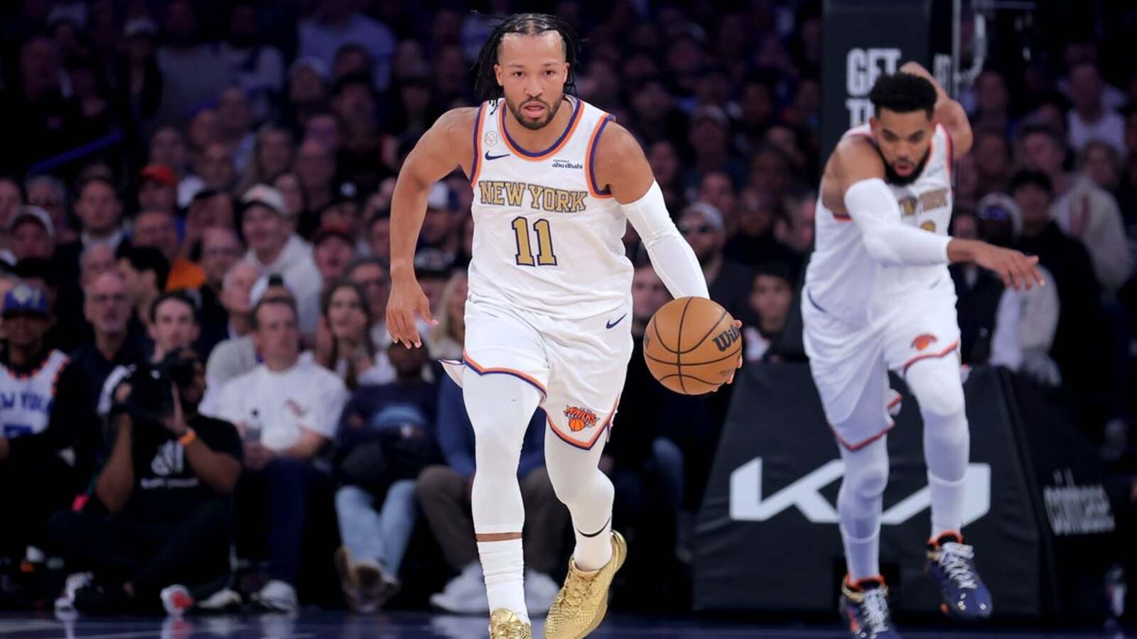 Knicks and Celtics Meet on Reunion Night After Season Openers
