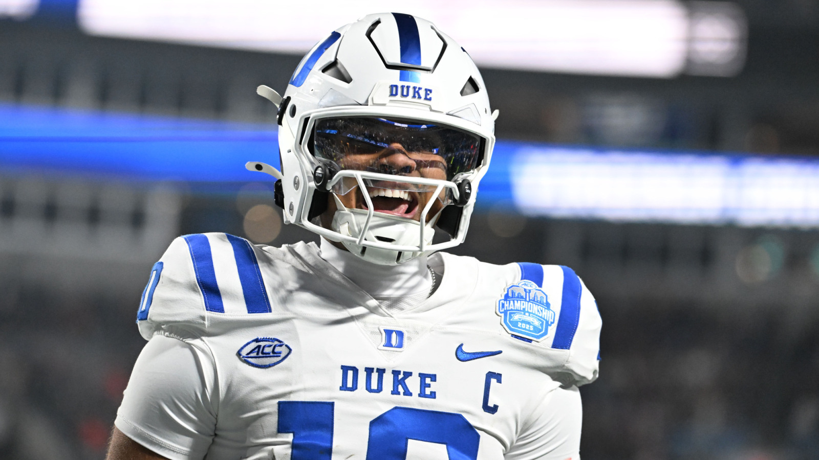 https://www.yardbarker.com/media/b/6/b66dadecb9b0be64999399868ec0eff57e99a38a/thumb_16x9/dec-6-2025-charlotte-nc-usa-duke-blue-devils.jpg?v=1